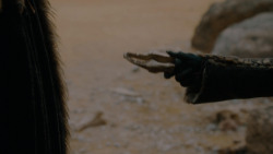 extant_GameOfThrones_7x07-TheDragonAndTheWolf_3878