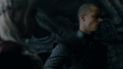 extant_GameOfThrones_7x07-TheDragonAndTheWolf_4635