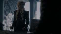 extant_GameOfThrones_7x07-TheDragonAndTheWolf_4724