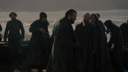 extant_GameOfThrones_7x07-TheDragonAndTheWolf_5174