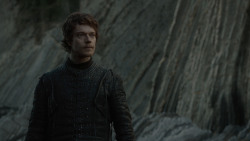 extant_GameOfThrones_7x07-TheDragonAndTheWolf_5241