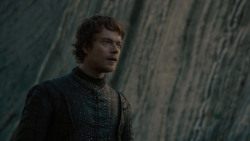 extant_GameOfThrones_7x07-TheDragonAndTheWolf_5305