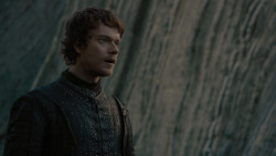 extant_GameOfThrones_7x07-TheDragonAndTheWolf_5306