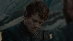 extant_GameOfThrones_7x07-TheDragonAndTheWolf_5322