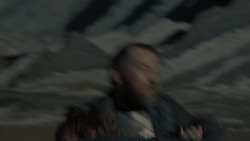 extant_GameOfThrones_7x07-TheDragonAndTheWolf_5356