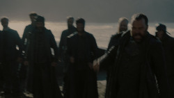 extant_GameOfThrones_7x07-TheDragonAndTheWolf_5376