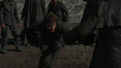 extant_GameOfThrones_7x07-TheDragonAndTheWolf_5385