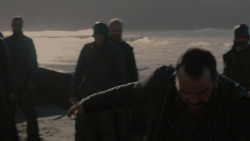 extant_GameOfThrones_7x07-TheDragonAndTheWolf_5395