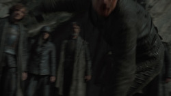 extant_GameOfThrones_7x07-TheDragonAndTheWolf_5467
