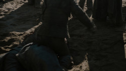 extant_GameOfThrones_7x07-TheDragonAndTheWolf_5504