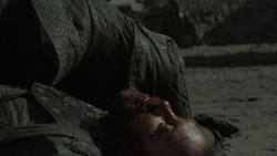 extant_GameOfThrones_7x07-TheDragonAndTheWolf_5526