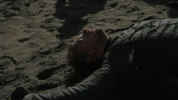 extant_GameOfThrones_7x07-TheDragonAndTheWolf_5537