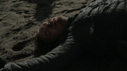 extant_GameOfThrones_7x07-TheDragonAndTheWolf_5541