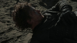 extant_GameOfThrones_7x07-TheDragonAndTheWolf_5546