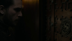 extant_GameOfThrones_7x07-TheDragonAndTheWolf_7384