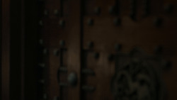 extant_GameOfThrones_7x07-TheDragonAndTheWolf_7402