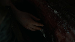 extant_GameOfThrones_7x07-TheDragonAndTheWolf_7458