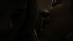 extant_GameOfThrones_7x07-TheDragonAndTheWolf_7474