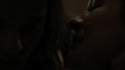 extant_GameOfThrones_7x07-TheDragonAndTheWolf_7475