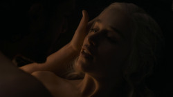 extant_GameOfThrones_7x07-TheDragonAndTheWolf_7529