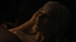 extant_GameOfThrones_7x07-TheDragonAndTheWolf_7532