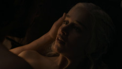 extant_GameOfThrones_7x07-TheDragonAndTheWolf_7533