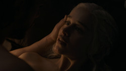 extant_GameOfThrones_7x07-TheDragonAndTheWolf_7535