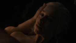 extant_GameOfThrones_7x07-TheDragonAndTheWolf_7540