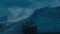 extant_GameOfThrones_7x07-TheDragonAndTheWolf_8316