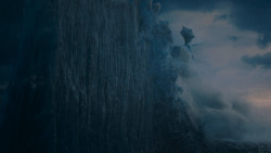 extant_GameOfThrones_7x07-TheDragonAndTheWolf_8328