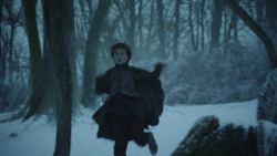 extant_GameOfThrones_8x01-Winterfell_0005
