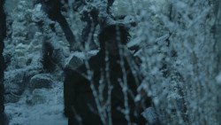 extant_GameOfThrones_8x01-Winterfell_0019