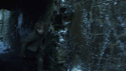extant_GameOfThrones_8x01-Winterfell_0020