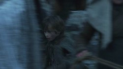 extant_GameOfThrones_8x01-Winterfell_0027