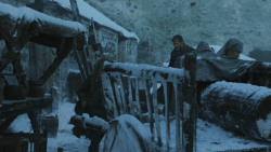 extant_GameOfThrones_8x01-Winterfell_0028