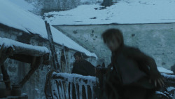 extant_GameOfThrones_8x01-Winterfell_0031