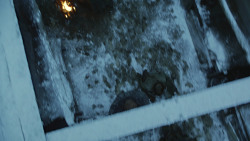 extant_GameOfThrones_8x01-Winterfell_0033