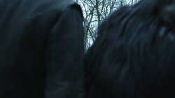 extant_GameOfThrones_8x01-Winterfell_0044