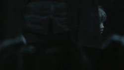 extant_GameOfThrones_8x01-Winterfell_0053