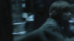 extant_GameOfThrones_8x01-Winterfell_0055