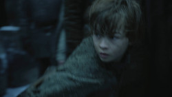 extant_GameOfThrones_8x01-Winterfell_0057