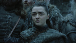 extant_GameOfThrones_8x01-Winterfell_0067
