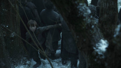 extant_GameOfThrones_8x01-Winterfell_0078