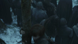 extant_GameOfThrones_8x01-Winterfell_0087