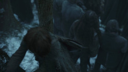 extant_GameOfThrones_8x01-Winterfell_0089