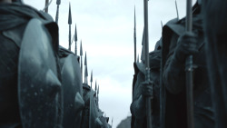extant_GameOfThrones_8x01-Winterfell_0138