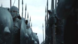 extant_GameOfThrones_8x01-Winterfell_0145