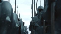 extant_GameOfThrones_8x01-Winterfell_0151