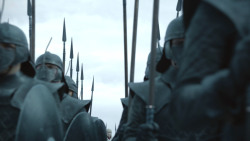 extant_GameOfThrones_8x01-Winterfell_0155