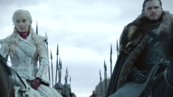 extant_GameOfThrones_8x01-Winterfell_0176